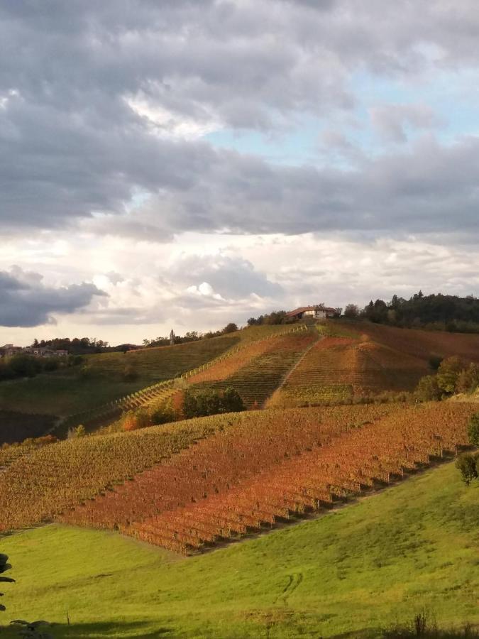 B&B Sant'Anna 21 Monforte dʼAlba Exterior foto