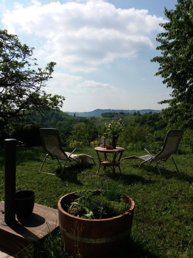 B&B Sant'Anna 21 Monforte dʼAlba Exterior foto
